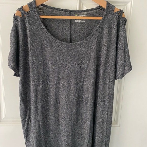 Women’s athletic jersey top - Picture 3 of 5